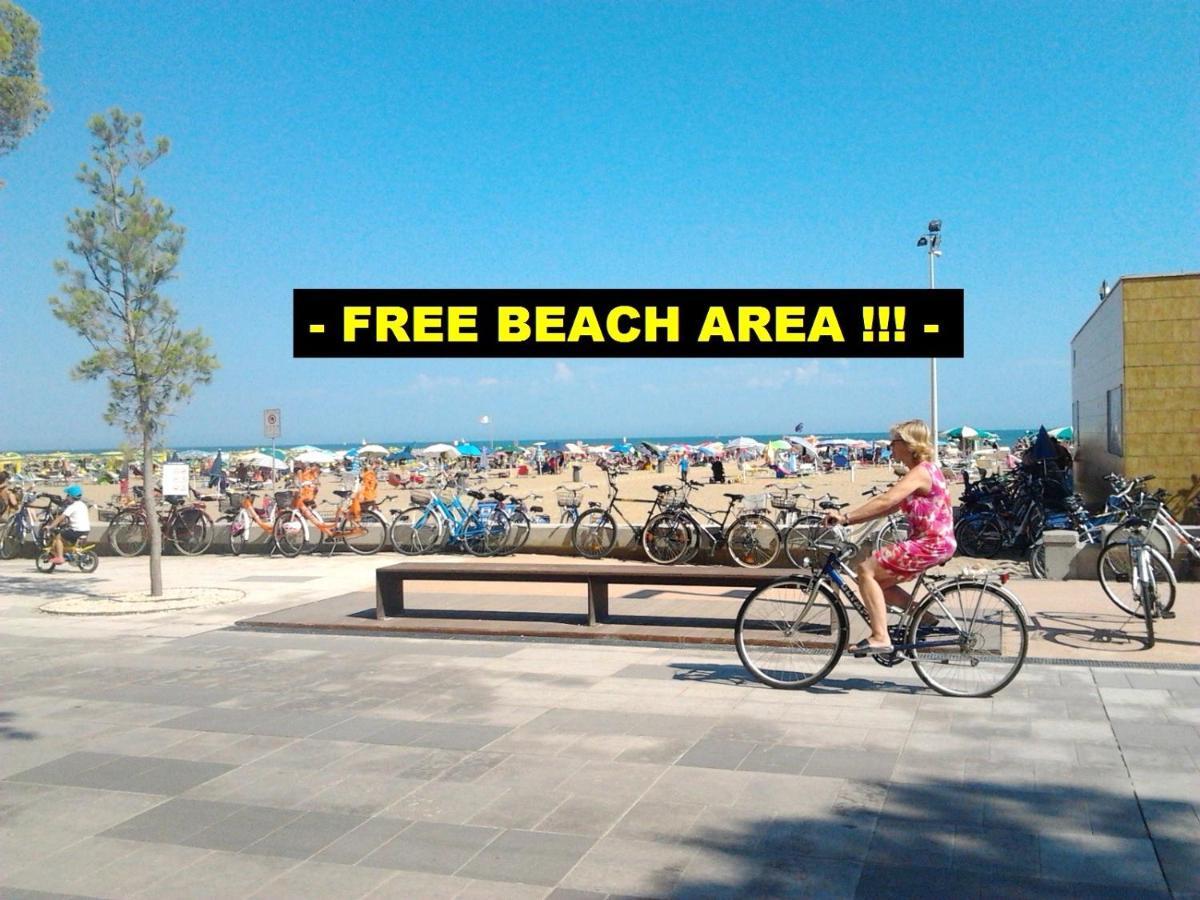Lucerna Apartments At Sabbiadoro Beach لينانو سابيادورو المظهر الخارجي الصورة