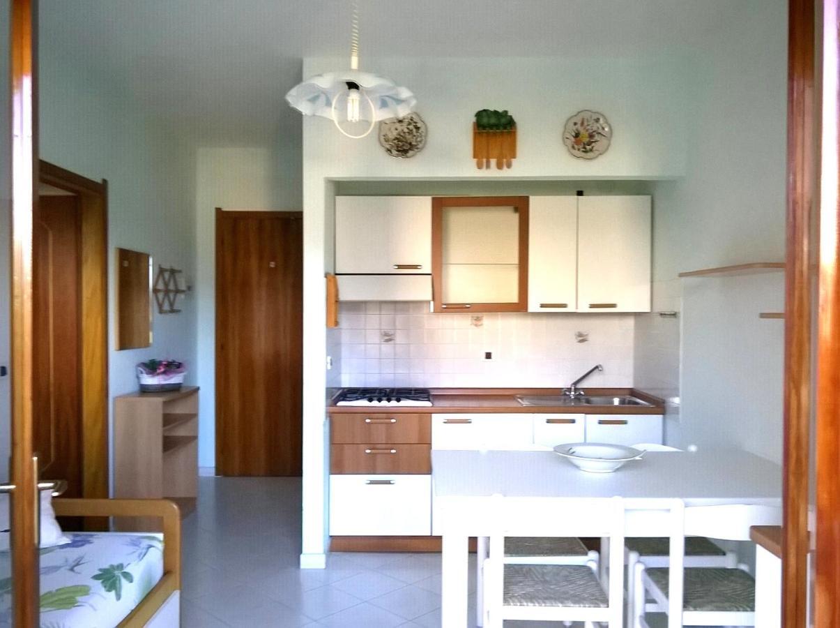 Lucerna Apartments At Sabbiadoro Beach لينانو سابيادورو المظهر الخارجي الصورة