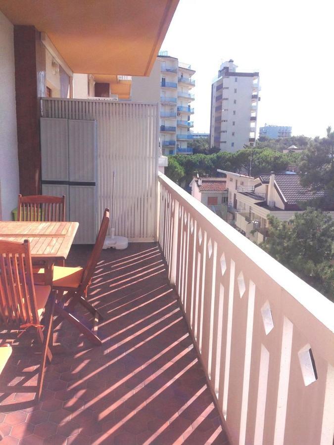 Lucerna Apartments At Sabbiadoro Beach لينانو سابيادورو المظهر الخارجي الصورة